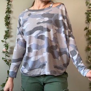 Express Camo Lounge Shirt - Sz S